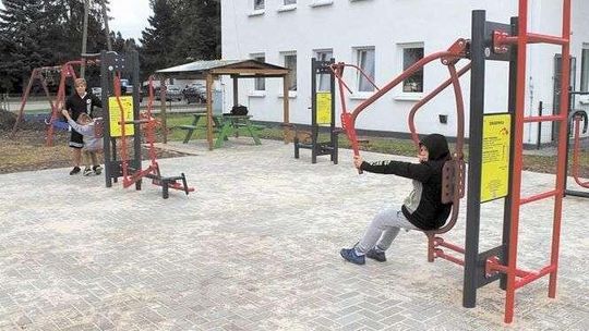 W Gołębiu powstała siłownia pod chmurką