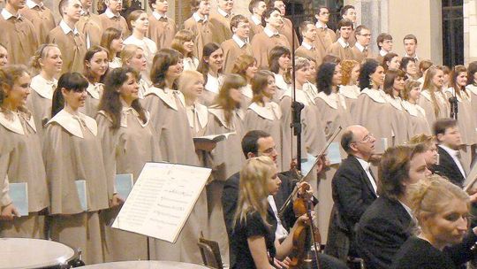 W hołdzie Papieżowi