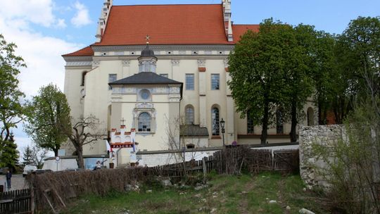 W Kazimierzu Dolnym straszy działka po „Esterce”. Jest szansa na zmianę