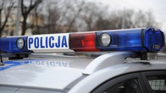 W kominiarce i z pistoletem na plastikowe kulki chciał obrabować sklep