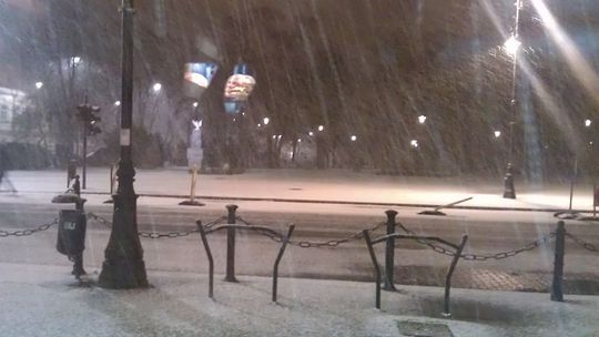 W Lublinie pada śnieg. Zima zaskoczy drogowców?