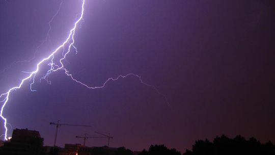 W niedzielę ciepło, mogą pojawić się burze