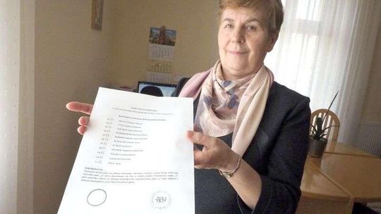 W niedzielę wybory prezydenckie. Jak głosować?