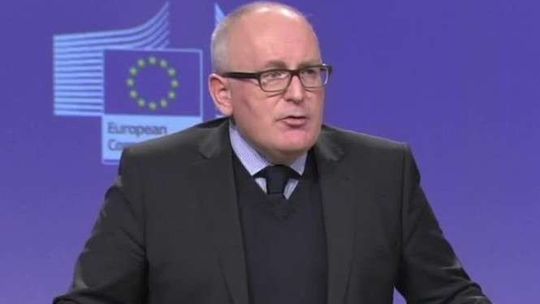 "W Polsce jest trwały problem z praworządnością". KE przesyła kolejne rekomendacje polskiemu rządowi