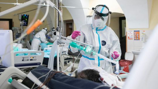 W Polsce zmarło 430 osób z infekcją Covid-19