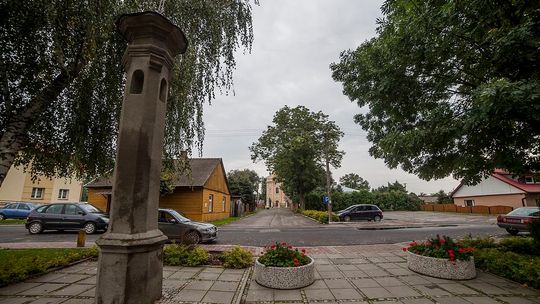 W Puchaczowie awantura o kamień na drodze. Wójtowi może grozić sroga kara