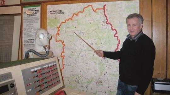 W razie kryzysu ewakuowała się tu władza. W tym schronie wciąż trwa zimna wojna