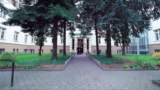 W sali gimnastycznej spadał nawet tynk na głowy. Ale wreszcie w I LO w Lublinie powstanie nowa