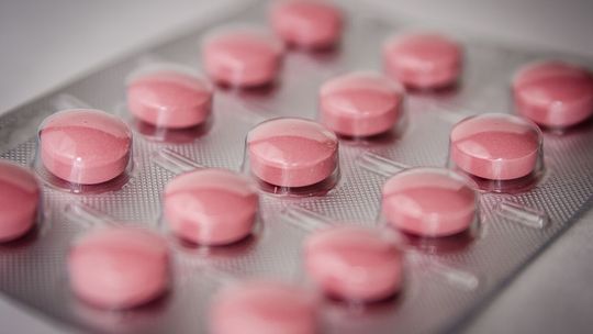 W sieci krążą „bony na leki”. NFZ ostrzega 