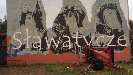 W Sławatyczach powstaje mural z brodaczami