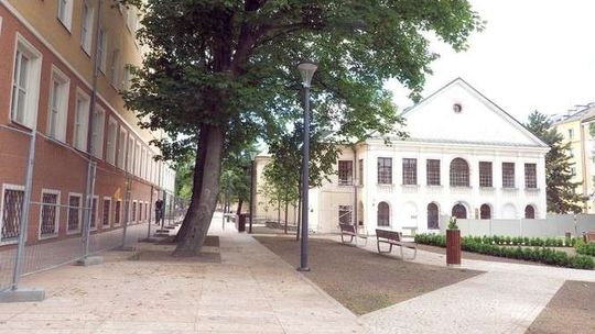 W sobotę oficjalnie kończą przebudowę placu Litewskiego. Kiedy otwarcie?