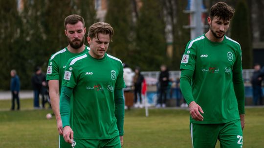 W starciu beniaminków Świdniczanka gorsza od Stara Starachowice
