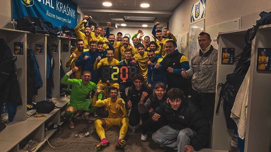 W starciu niepokonanych Stal Kraśnik lepsza od Łady 1945 Biłgoraj