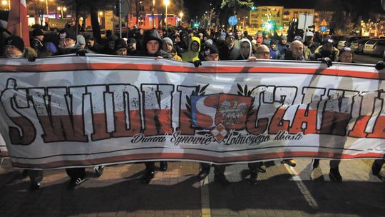 W Świdniku wyszli na spacer jak za komuny [zdjęcia]