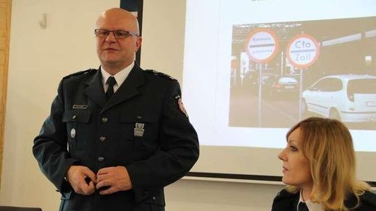 W torcie, ramie od roweru, zatopione w smole. Jak przemyca się papierosy i alkohol do Polski?