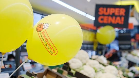 W tych Biedronkach w Lubelskiem zrobisz zakupy w niedzielę. Poczta Polska pomaga omijać zakaz handlu