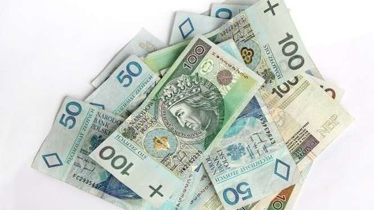 "W tym mieszkaniu stanie się tragedia". Wróżka odprawiła rytuał i... zniknęły pieniądze