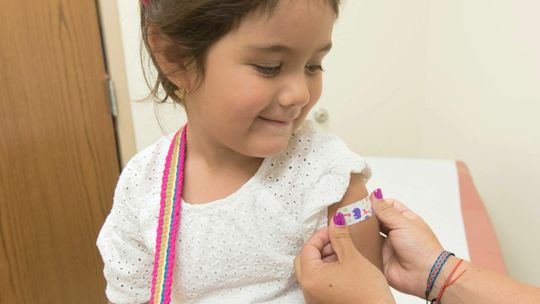 W Ukrainie odra to duży problem. Dzieci uchodźców mogą korzystać z bezpłatnych szczepień