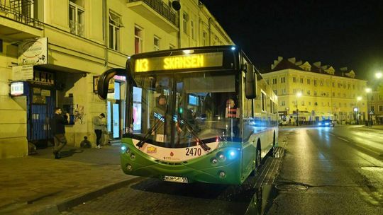 W weekend zmiana czasu na letni. Nocne autobusy pojadą inaczej