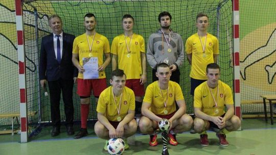 W Wierzbie odbył się XII Halowy Turniej Piłki Nożnej o Puchar Wójta Gminy Stary Zamość