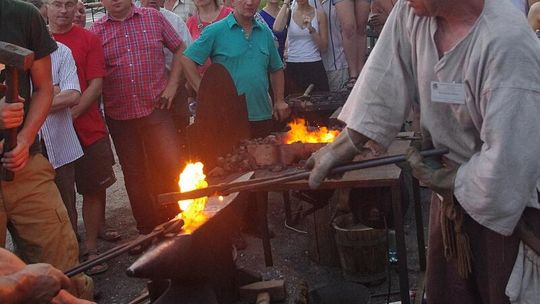 W Wojciechowie kują szable