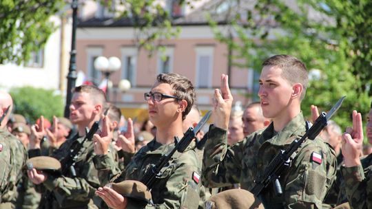 "W wojsku nie ma kobiet, są tylko żołnierze". Przysięga terytorialsów 