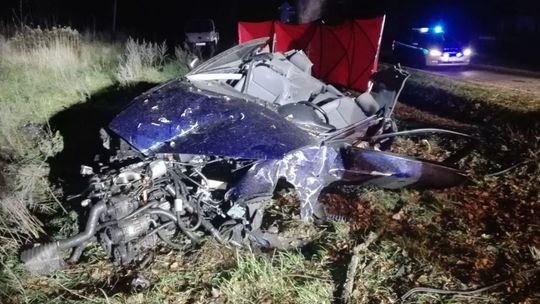 W wypadku zginęło dwóch 19-latków. "Kulturalni, grzeczni. Przyjaźnili się ze sobą" [zdjęcia]