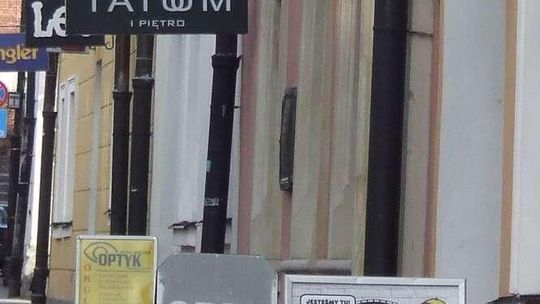 W Zamościu ma być ładniej. Miasto będzie walczyć ze szpecącymi reklamami