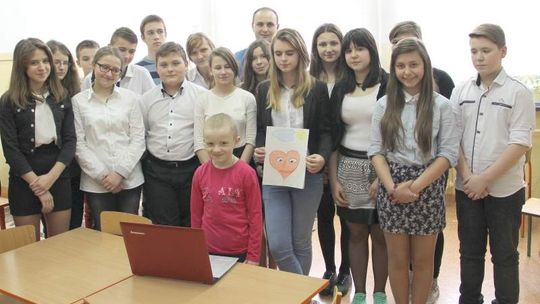 Wajda, Żak i Boniek pomogli uczniom z Milejowa