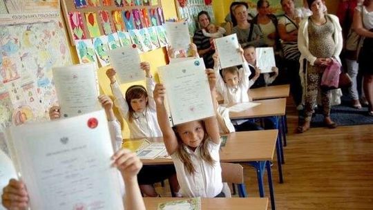 Wakacje! 362 tys. uczniów i przedszkolaków w Lubelskiem zakończyło rok szkolny