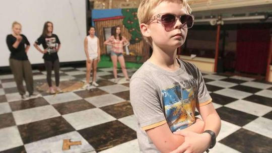 Wakacje w teatrze od kulis. Jak młodzi robią swój spektakl