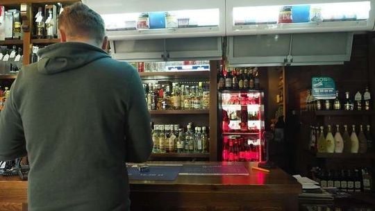 Walczą z piciem alkoholu. Zarobią znacznie mniej