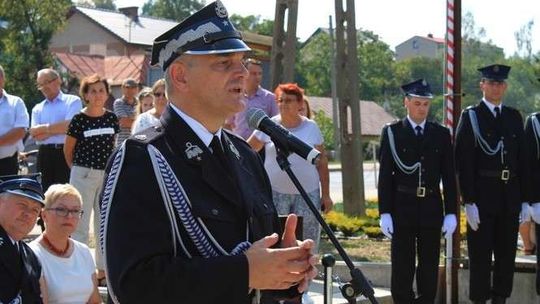 Waldemar Pawlak na obchodach 100-lecia OSP w Górze Puławskiej