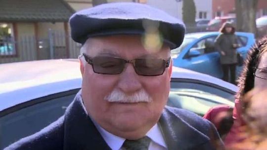 Wałęsa o dokumentach z domu gen. Kiszczaka: Nieźle podrobili te papierki