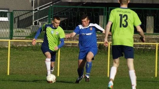 Walka na dole trwa w najlepsze, zamojska okręgówka