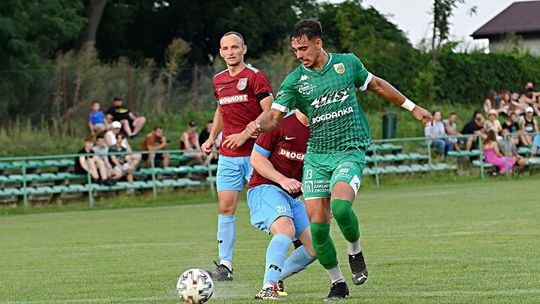 Walka o mistrzostwo jesieni w zamojskiej klasie okręgowej trwa w najlepsze