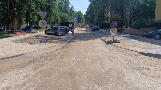 Wallenroda: Zamkną część ulicy. Parkować też nie będzie można