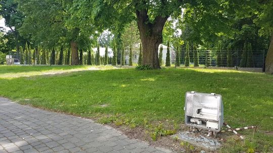 Wandale zniszczyli część iluminacji zabytkowej kaplicy