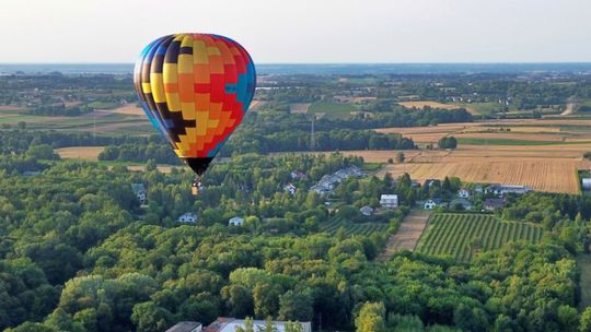Warto spojrzeć w górę. Ruszają balonowe zawody w Nałęczowie