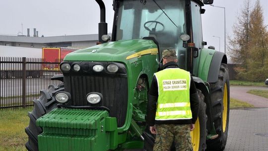 Warty blisko 200 tys. zł ciągnik na ukraińskiej lawecie zatrzymany w Dorohusku