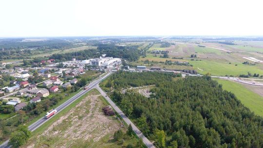 Wbiją łopatę na budowie ostatniego odcinka S17 Lublin - Warszawa [zdjęcia z drona]