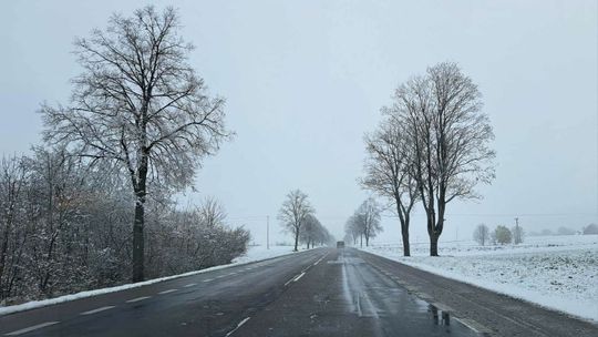 Wciąż ślisko! Ostrzeżenie dla części województwa