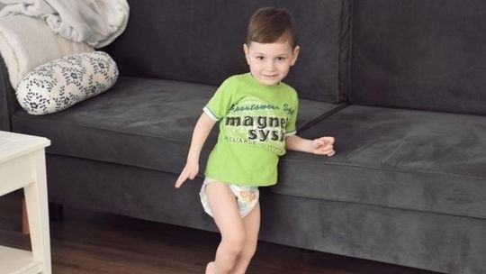 Wcześniej kebab, teraz fryzura. Tak pomagają choremu Szymonkowi 