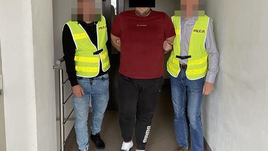 Wdał się w konflikt i podpalił stodołę