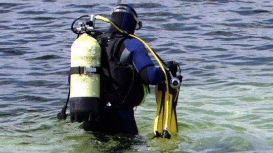 Wędkarz utonął w zalewie. Wiatr wywrócił łódkę