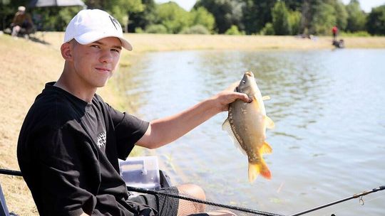 Wędkarze rywalizowali o Puchar Burmistrza Kraśnika. Wiemy, kto wygrał