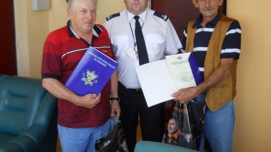 Wędkarze uratowali tonącego. Komendant dziękuje