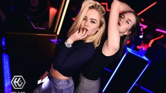 Weekend w klubach. Rozgrzewka przed świątecznymi imprezami