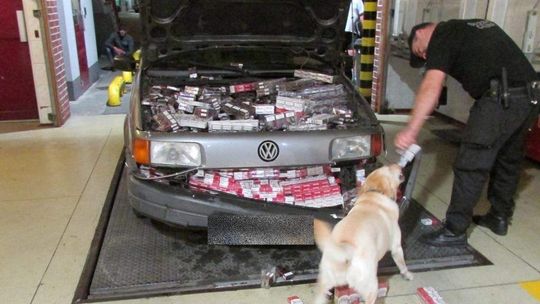 Weekendowy wysyp przemytników