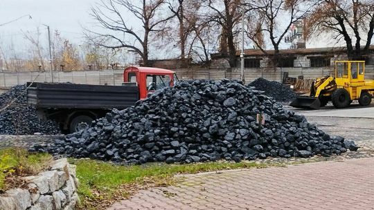 Węgiel samorządowy droższy niż sprzedawany bez zaświadczeń. Ceny w Lublinie